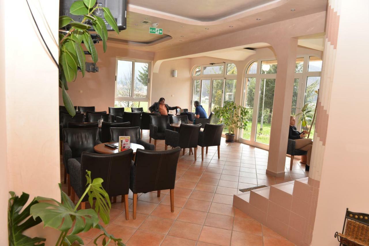 Hotel Dulovic Mojkovac Exteriör bild